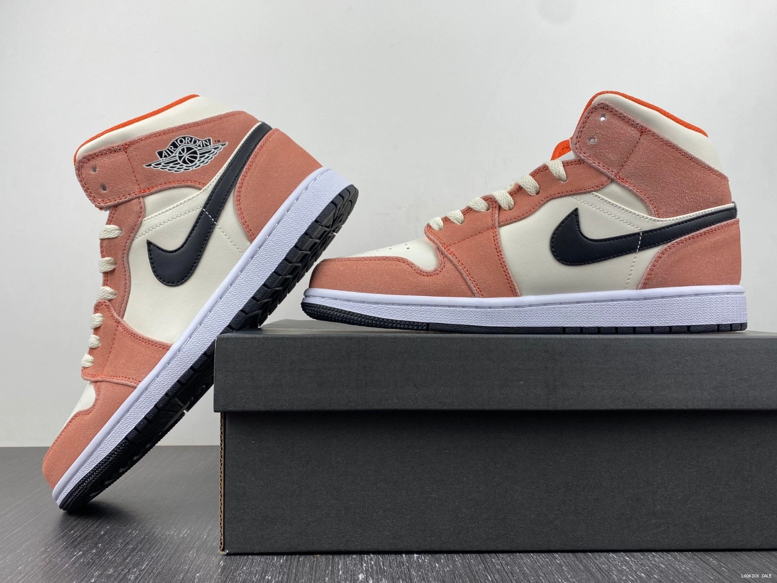 Rep DV1336-800 Mid 1 (GS) - Orange Jordan SE Suede 0519